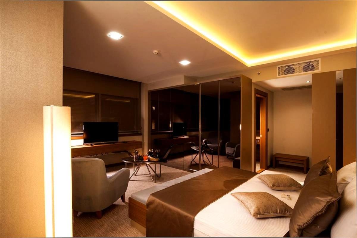 Majura Business Hotel 3*